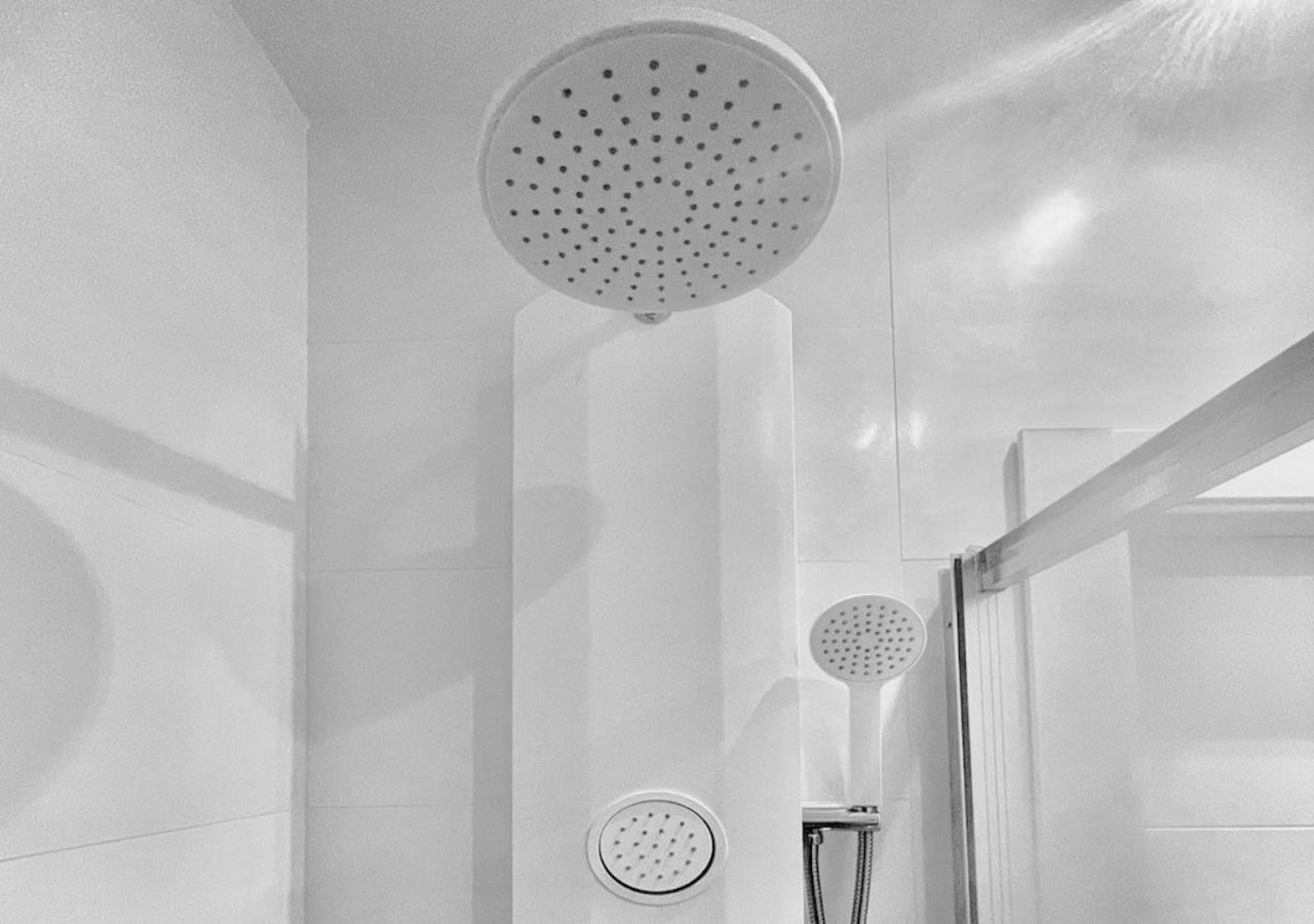 Lovely Studio At The City Heart! Málaga Exteriör bild