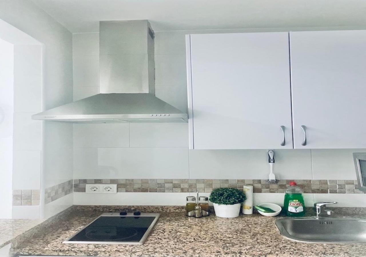 Lovely Studio At The City Heart! Málaga Exteriör bild